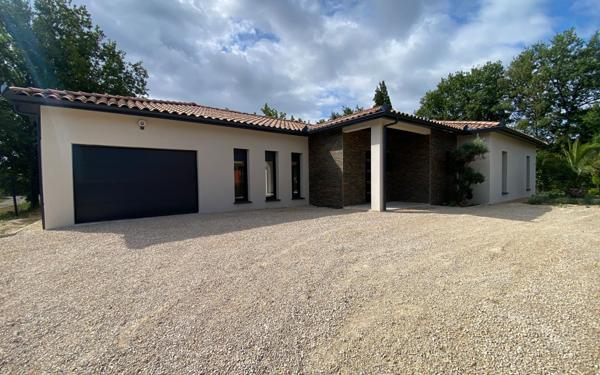 Maison à vendre    5 pièces •  Nègrepelisse