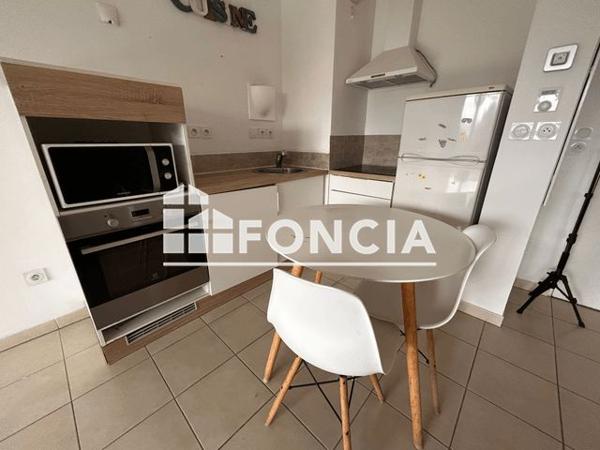 Location Appartement 2 pièces 38.5 m² - 160 CHEMIN DES JONQUILLES Marseille 13012