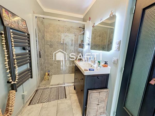 BÉZIERS CENTRE – T2 RÉNOVÉ AVEC GARAGE 34 M² – SPÉCIAL INVESTISSEUR