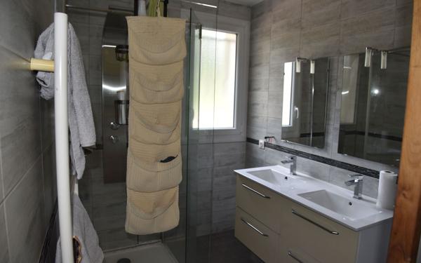 Maison à vendre    5 pièces •  Suaux