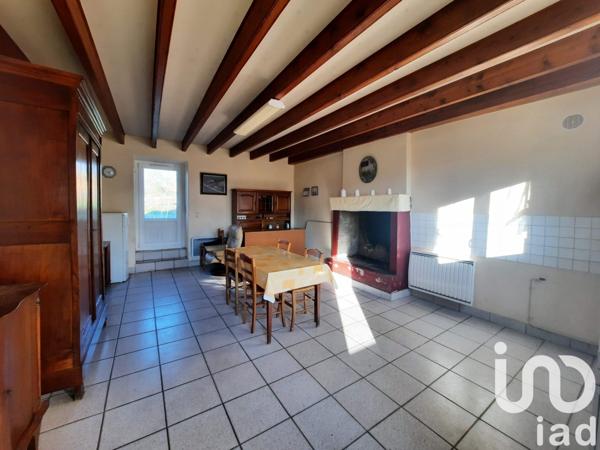 Longère 4 pièces de 65 m² à Saint-Étienne-de-Montluc (44360)