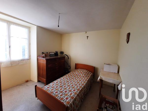 Longère 4 pièces de 65 m² à Saint-Étienne-de-Montluc (44360)