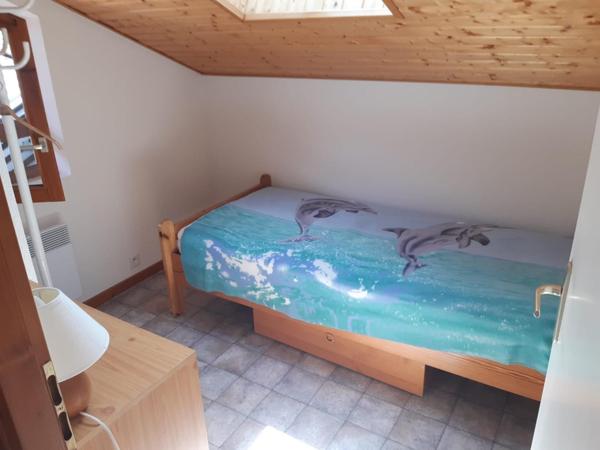 Vue dégagée, ensoleillement et proximité ski