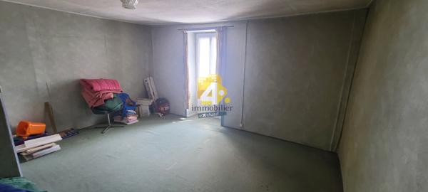 Maison - 7 pièces - 141 m²