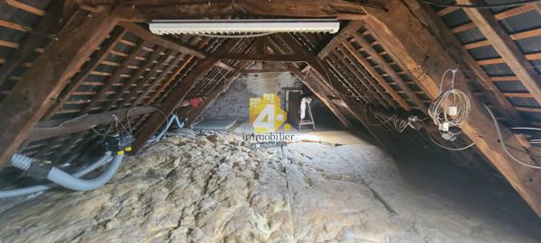 Maison - 7 pièces - 141 m²