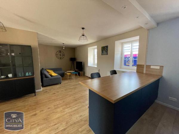 Appartement à louer 2 pièces 58.7m²