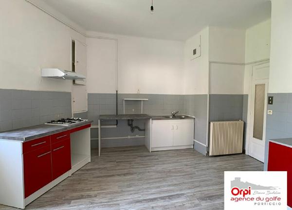 Appartement à louer    2 pièces • 72,57 m2 Ajaccio