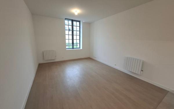 Appartement à louer    3 pièces • 62,01 m2 Compiègne