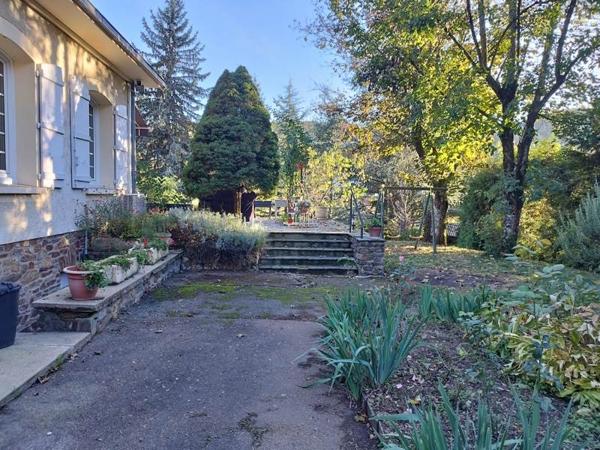 Maison à vendre |  Viviez |  9 pièces | 300 m²