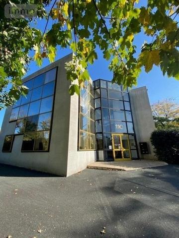 Entrepôt et bureaux à vendre à Quimper dans le Finistère (29000), ref : MA 1342