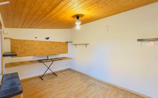 Maison à vendre    3 pièces •  Thuir