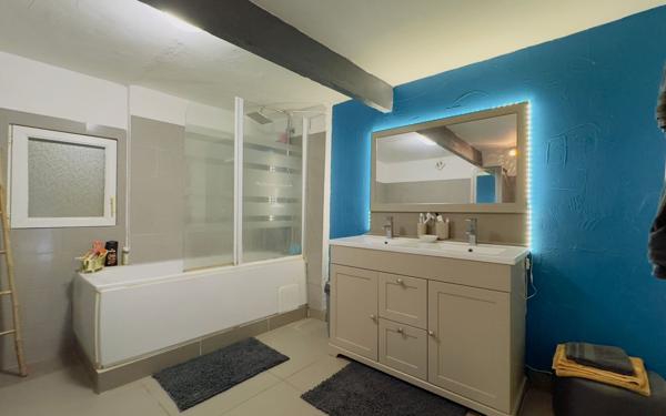 Maison à vendre    3 pièces •  Thuir