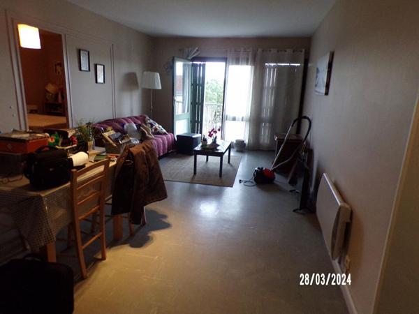 CENTRE VILLE   pièces