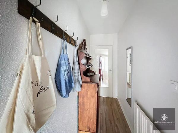 Location Appartement 3 pièces 80 m2 à Le Coteau