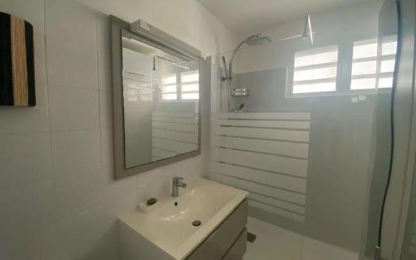 Appartement à vendre    1 pièce • 17,43 m2 Saint-François