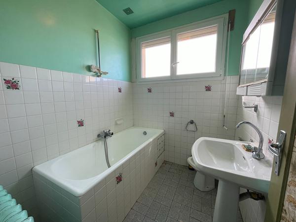 Maison entre La Cotinière et Saint Pierre 5 pièces 97 m² hab.
