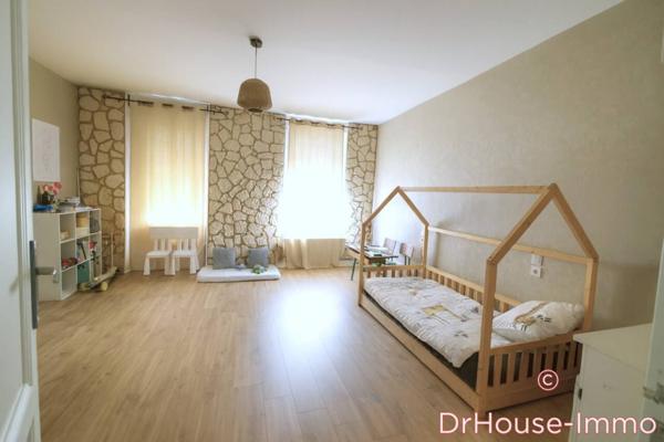 Maison à vendre 5 pièces de 148 m²