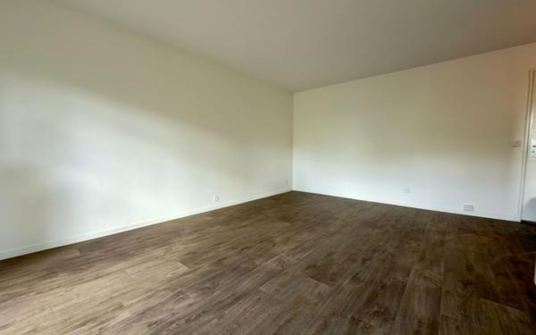 Appartement à louer    2 pièces • 46,40 m2 Épinay-sur-Seine