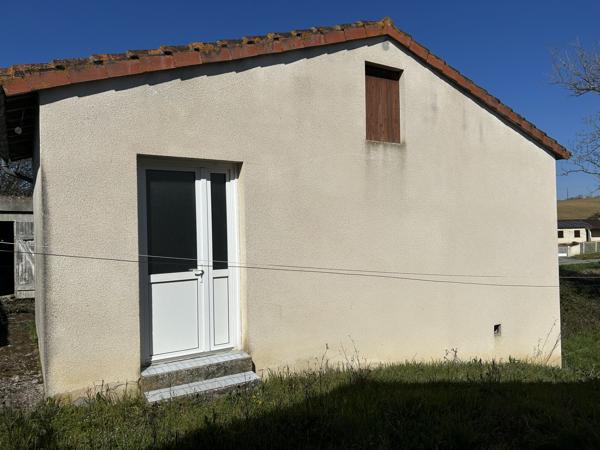 Maison avec dépendance sur grand terrain