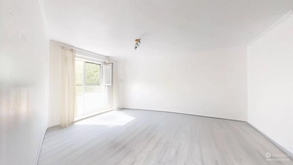 Location                                                      Appartement
                        
                     2 pièces                      54 m2                     à Noisy-le-Grand