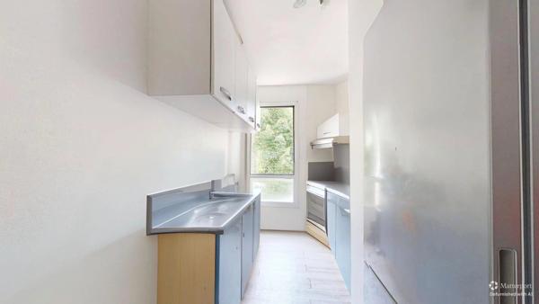 Location                                                      Appartement
                        
                     2 pièces                      54 m2                     à Noisy-le-Grand