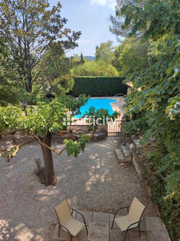 Maison 8 pièces - 175 m²