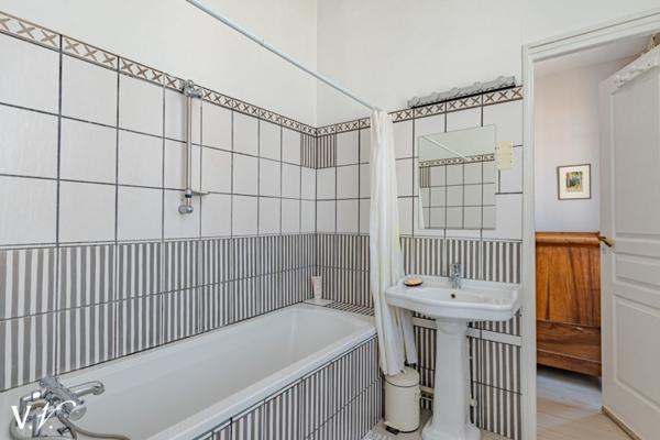 Maison à vendre 1 149 500 € Bordeaux 6 p 208 m² DPE C