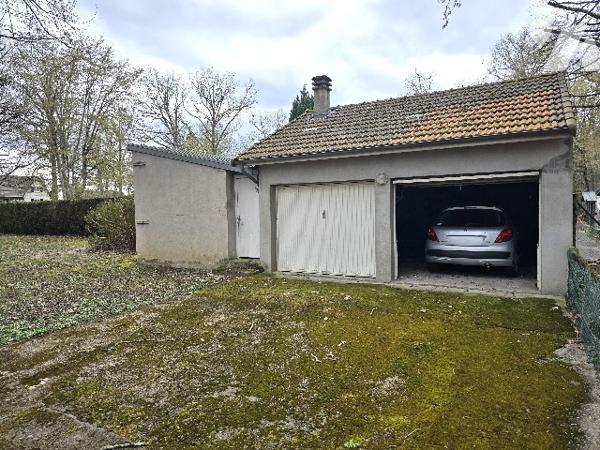 Maison individuelle de 251 m² à Serbannes.
