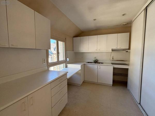 Location - Appartement Fougères 35300 5 pièces 108 m 2