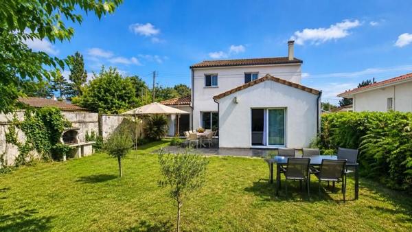 Maison à vendre 625 500 € Pessac 7 p 144 m² DPE B