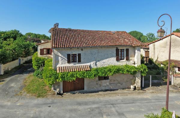 Belle Maison en Pierre entre Ribérac et Aubeterre-sur-Dronne