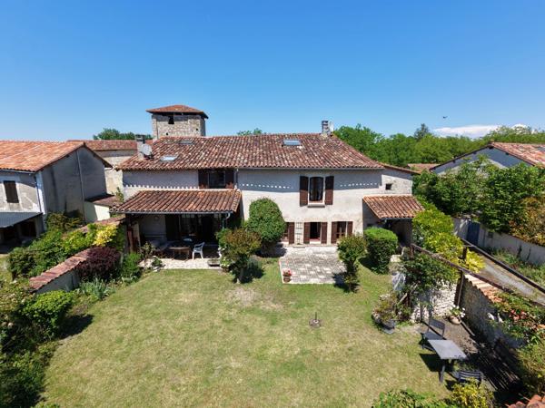 Belle Maison en Pierre entre Ribérac et Aubeterre-sur-Dronne
