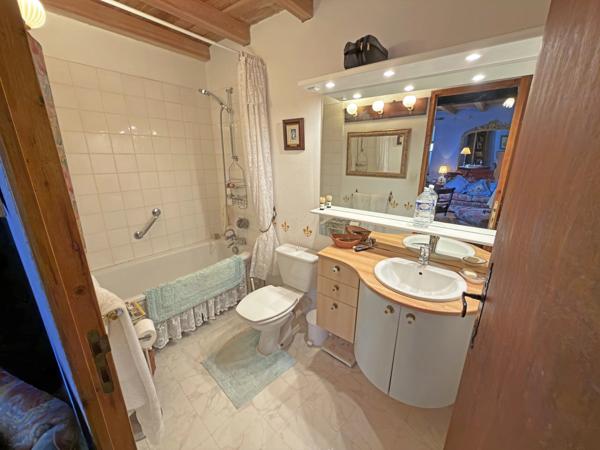 Belle Maison en Pierre entre Ribérac et Aubeterre-sur-Dronne