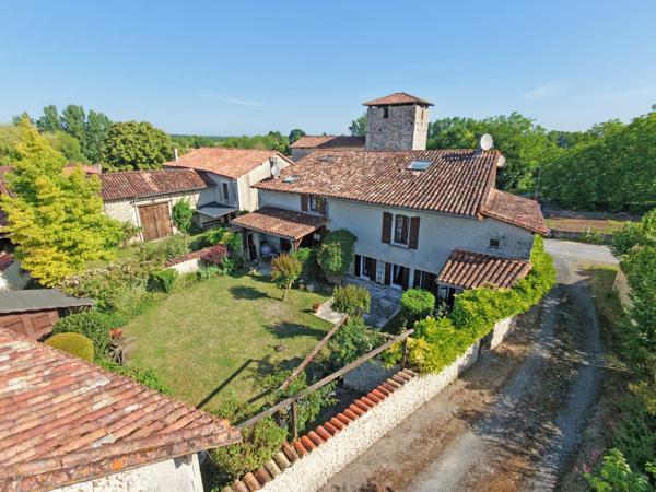 Belle Maison en Pierre entre Ribérac et Aubeterre-sur-Dronne