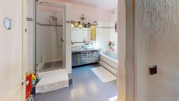 Maison NEAUPHLE LE CHATEAU