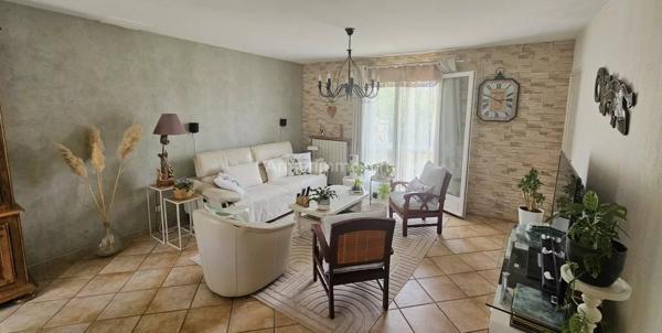 Vente                                                      Maison
                        
                     6 pièces                      90 m2                     à Longpont-sur-Orge