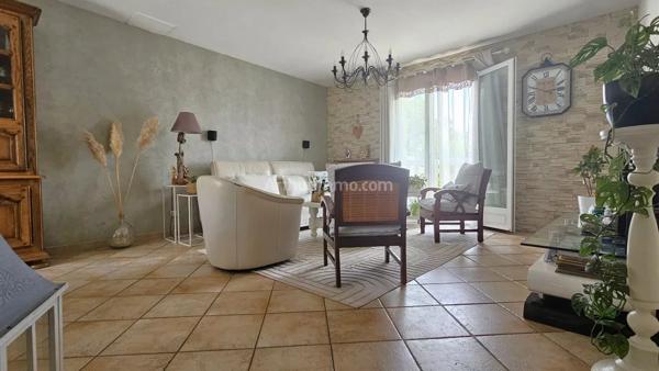Vente                                                      Maison
                        
                     6 pièces                      90 m2                     à Longpont-sur-Orge