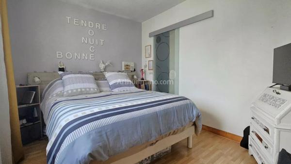 Vente                                                      Maison
                        
                     6 pièces                      90 m2                     à Longpont-sur-Orge