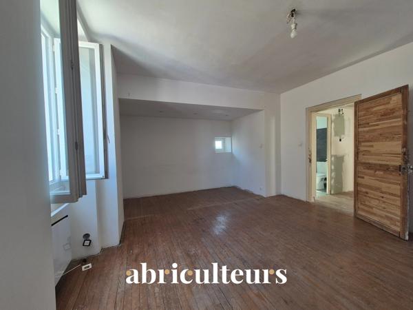 Maison à rénover 7 pièces 160 m² Jarnac centre-ville