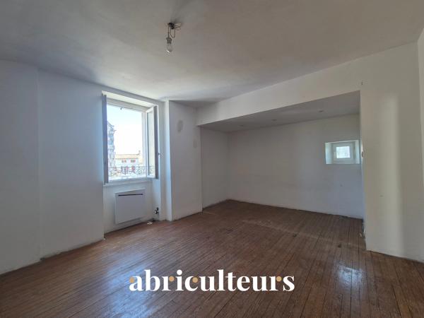 Maison à rénover 7 pièces 160 m² Jarnac centre-ville