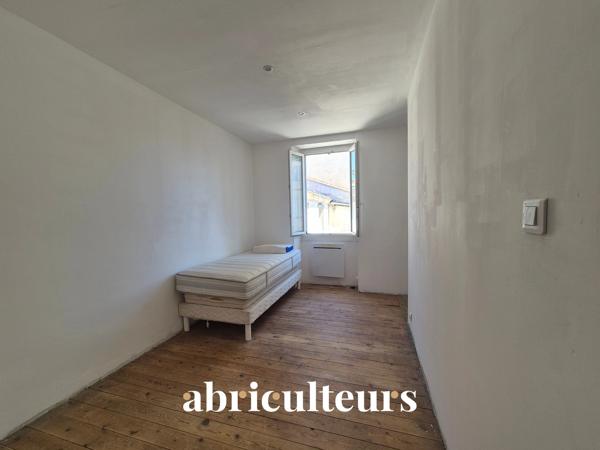 Maison à rénover 7 pièces 160 m² Jarnac centre-ville