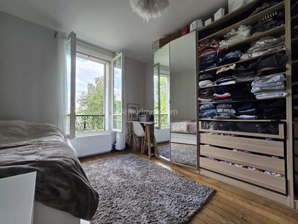 Vente                                                      Maison
                        
                     8 pièces                      170 m2                     à Nogent-sur-Marne