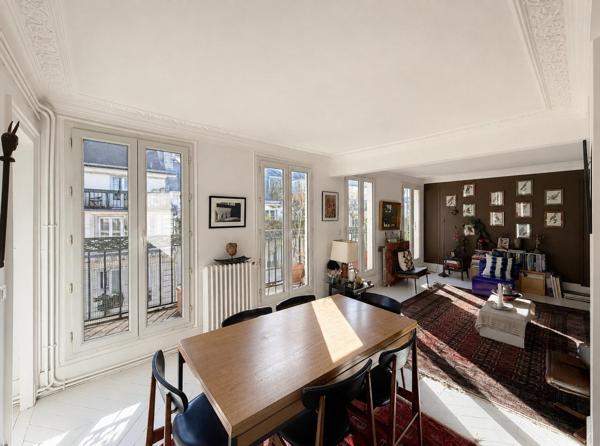 10e / DUPLEX DE CHARME, DERNIER ÉTAGE AVEC BALCON