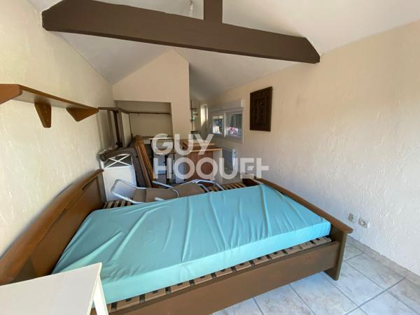 Maison atypique 8 pièces - VENEUX LES SABLONS