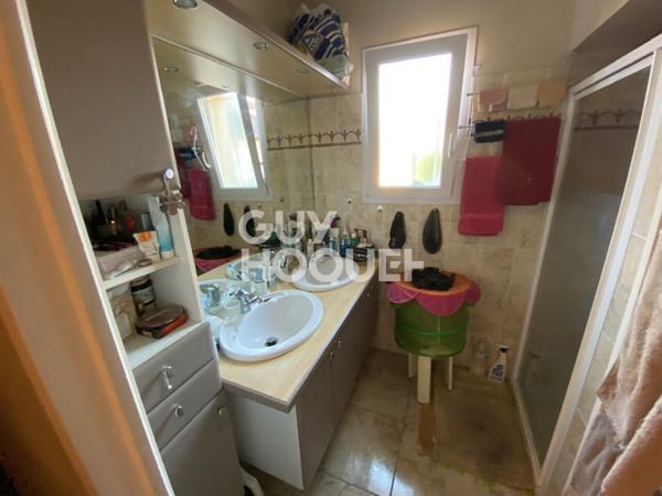 Maison atypique 8 pièces - VENEUX LES SABLONS