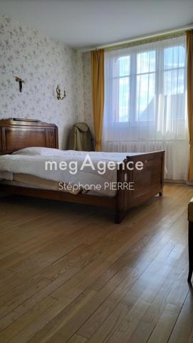 Maison à QUINSSAINES, 03380 - 7 pièces 132m²