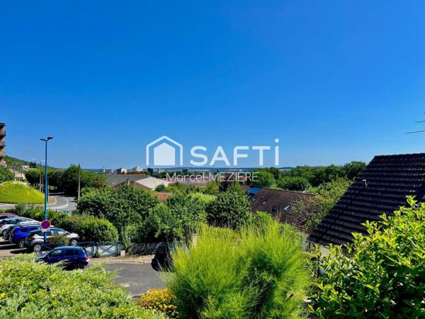 Agréable pavillon, très bien situé à raffraichir.