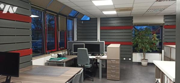 LA FERTE MACE, locaux professionnels 220 m² avec parkings