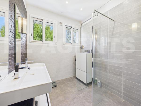 MAISON FAMILIALE 6 PIECES 4 CHAMBRES 135 M2