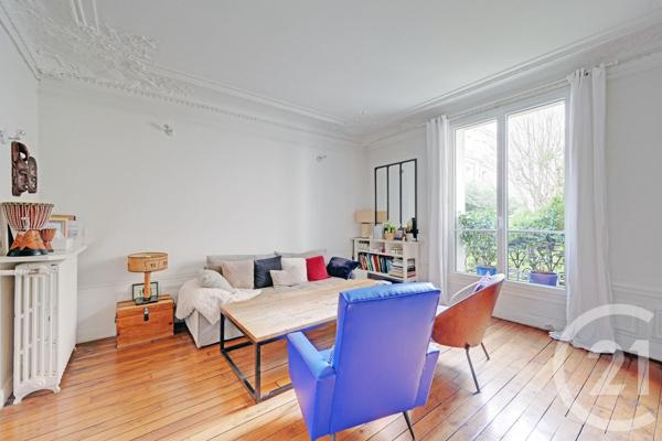 Appartement F4 à vendre  4 pièces - 102 m 2   PARIS  - 75018